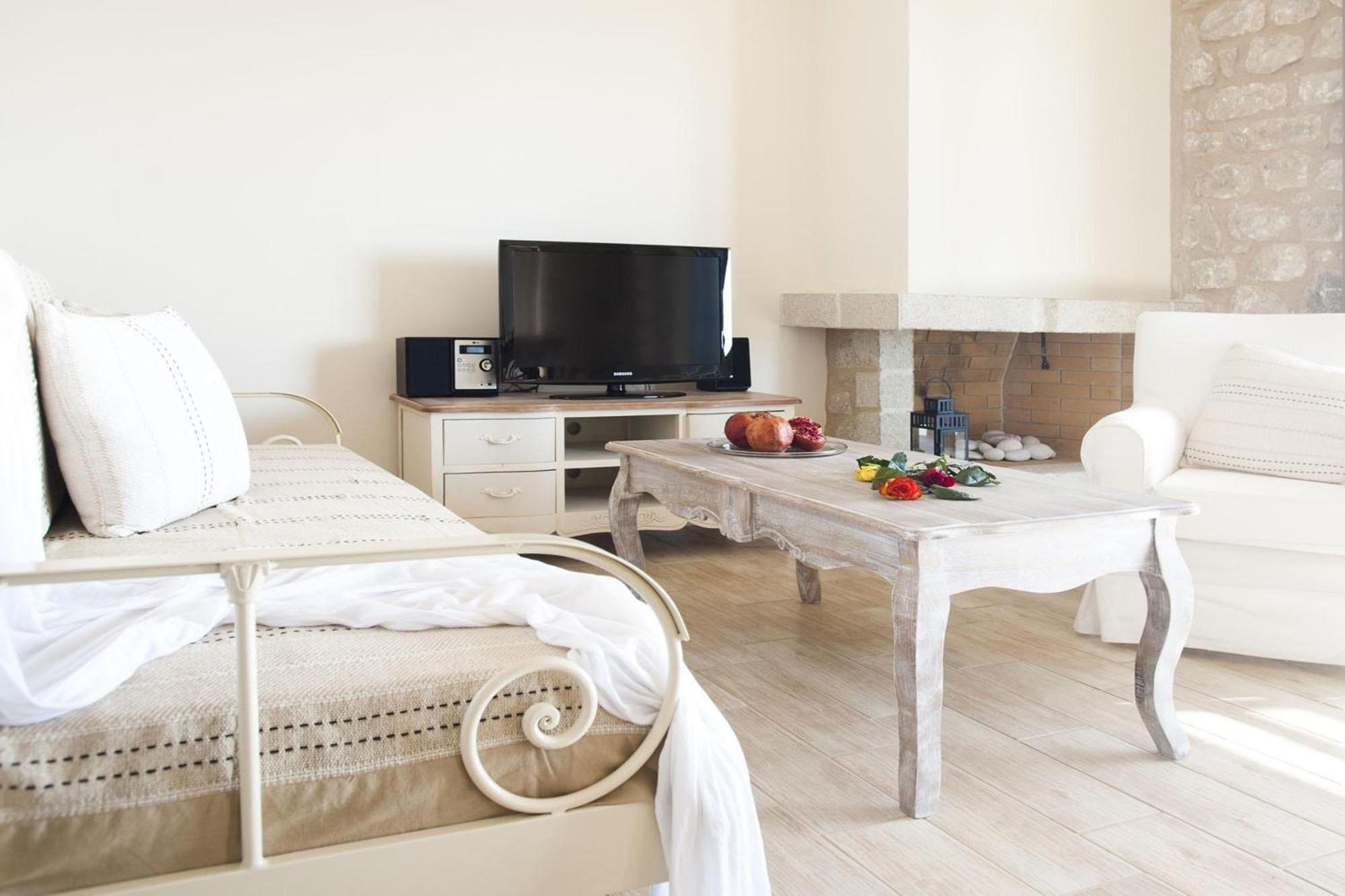 Poliana Estate Villas Riglia Ngoại thất bức ảnh